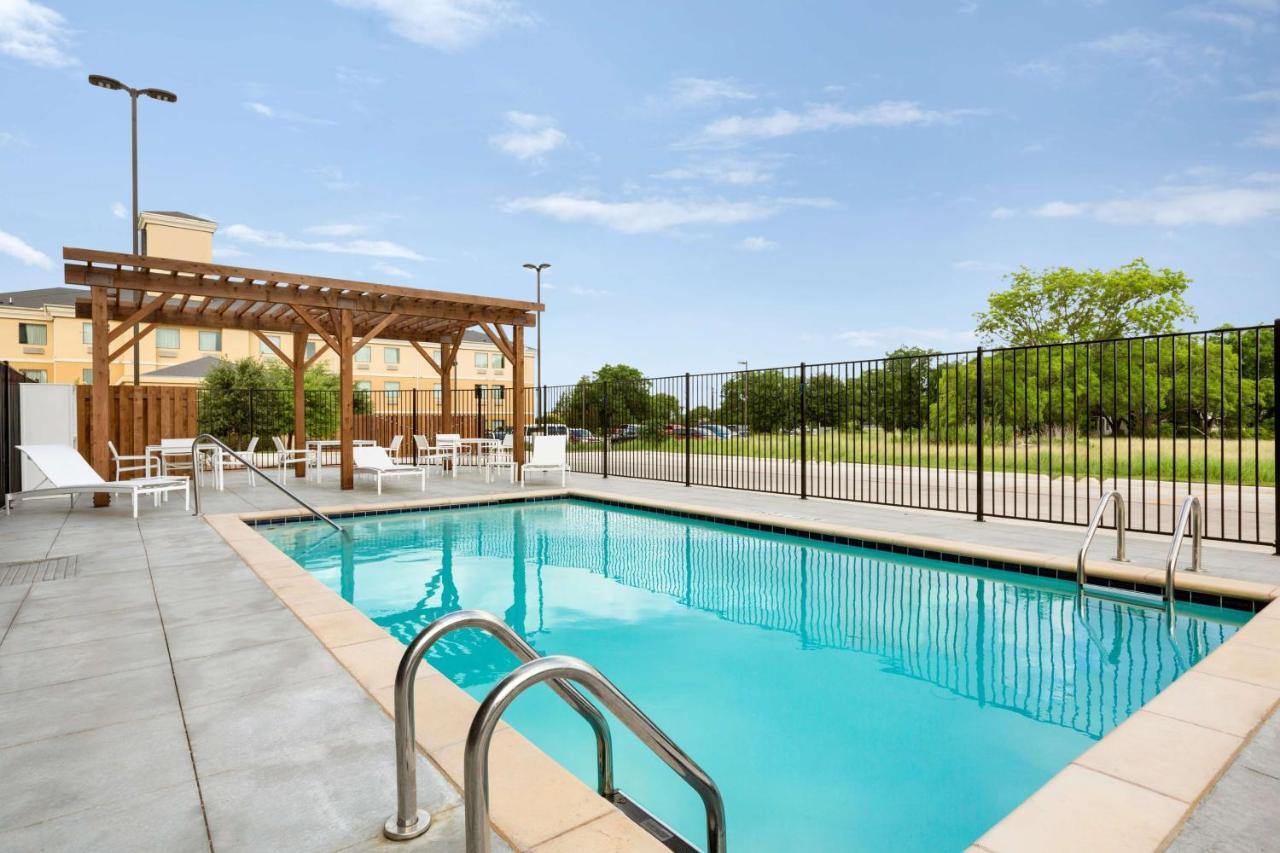 Country Inn & Suites By Radisson, New Braunfels, Tx Exterior foto